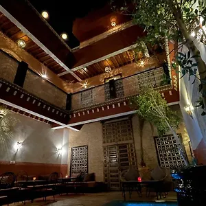 Naya رياد